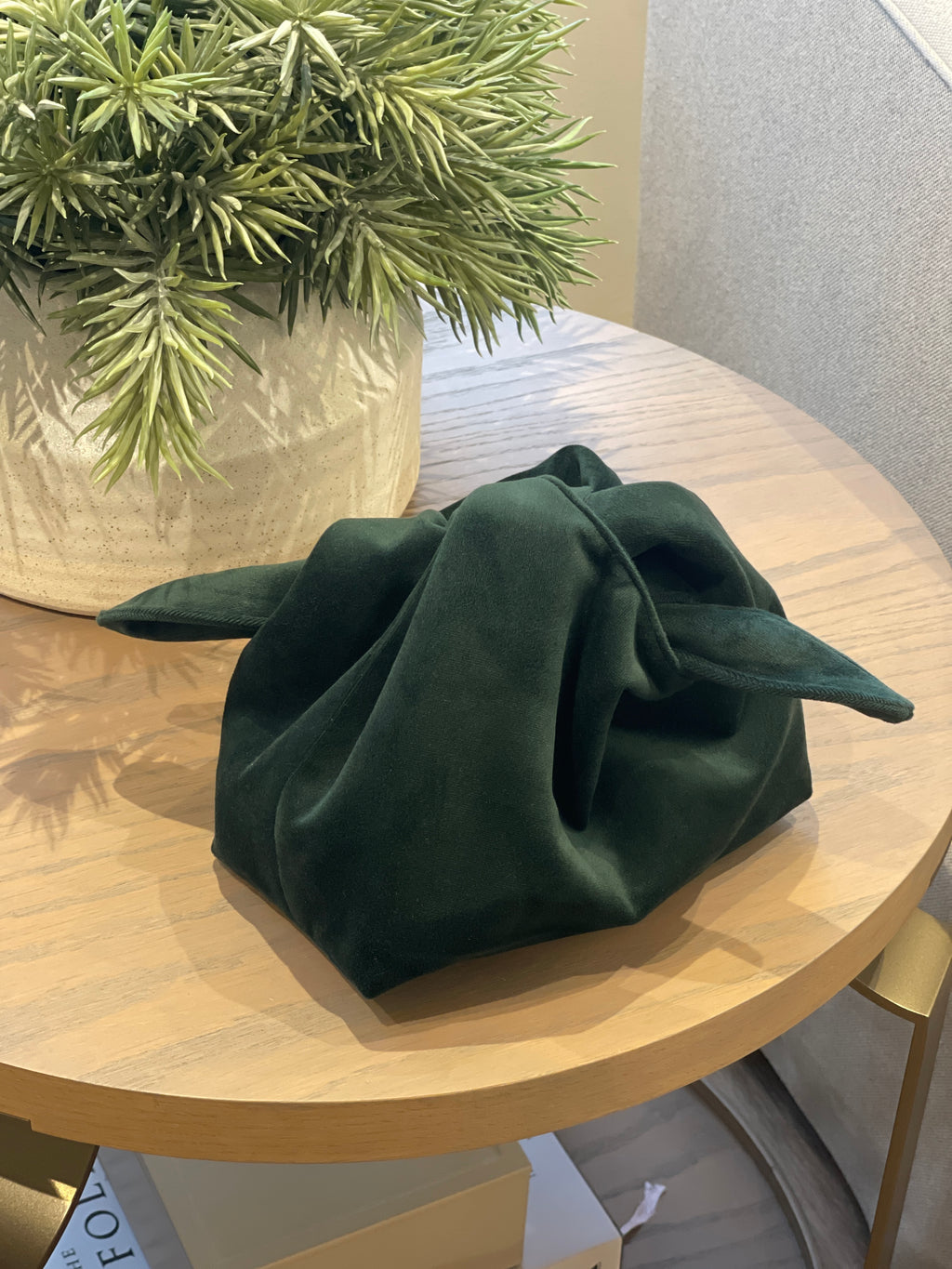 The Velvet Kiss Clutch Bag in Alpine Green